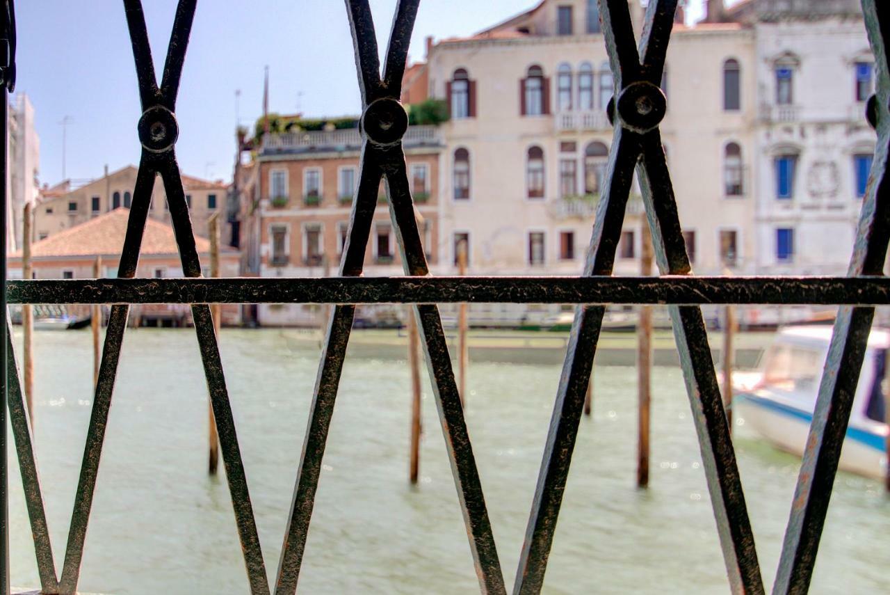 Grandcanal-Red Venice Luaran gambar